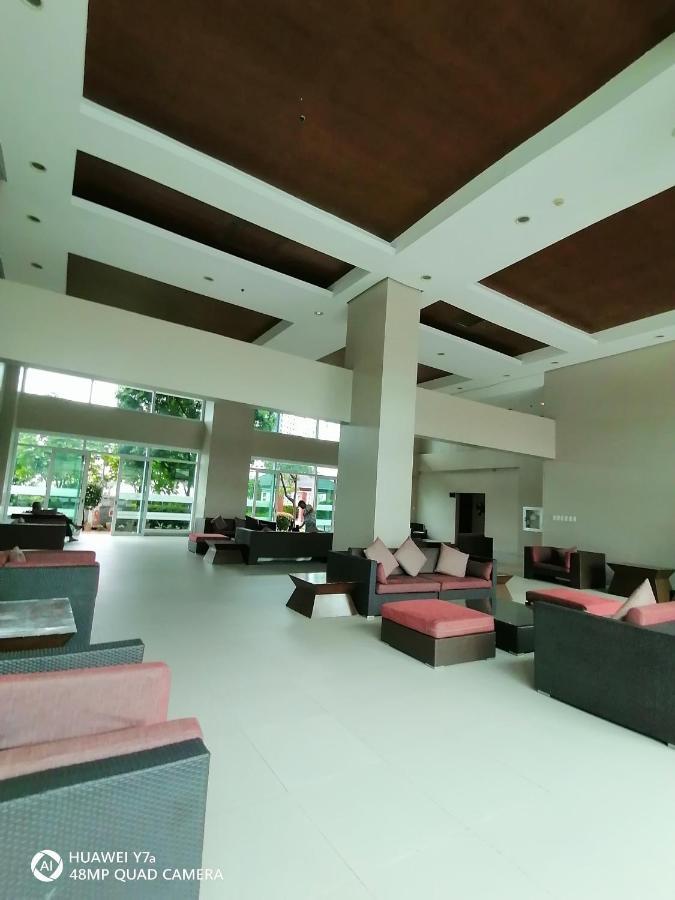 The Beacon Makati Staycation Suites Manila Exteriér fotografie